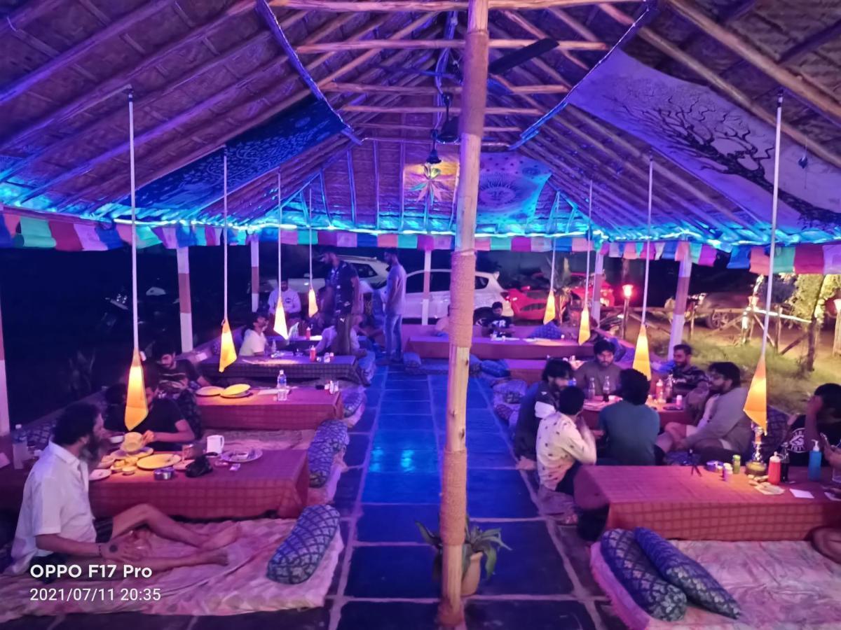 Island Vibes Hampi Guesthouse Ngoại thất bức ảnh